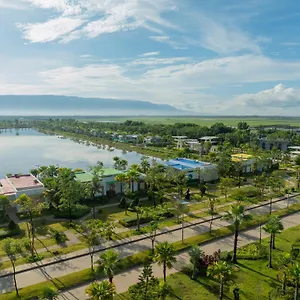 Wonderland And Resort